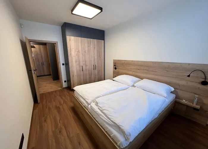 Apartment Luxusni Perla *